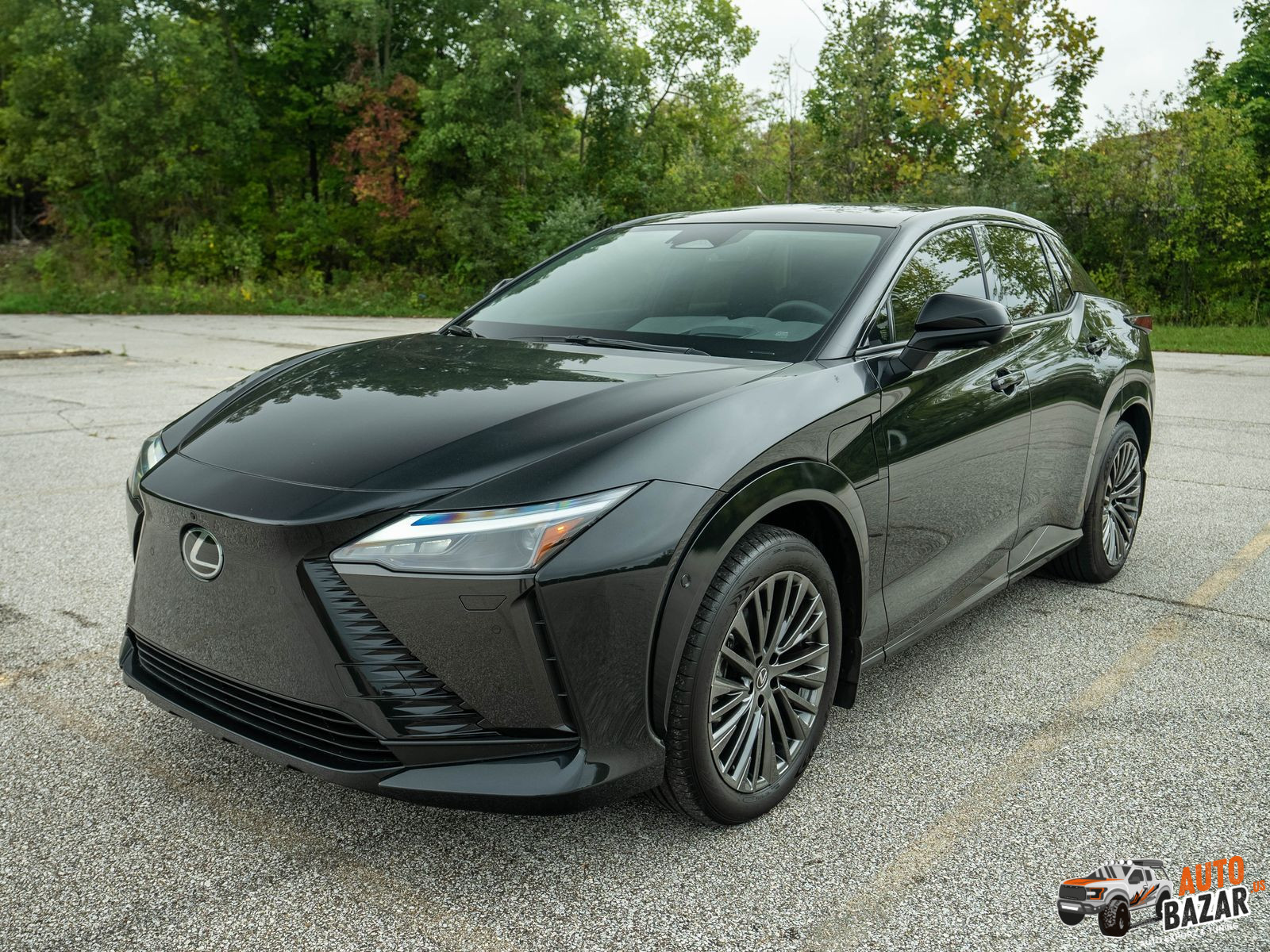 2023 Lexus RZ 450e Luxury