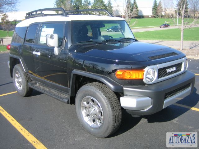 2011 Toyota FJ Cruiser 4WD