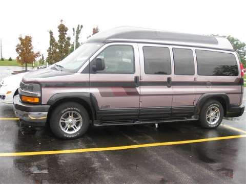 2005 Chevrolet Express Conversion